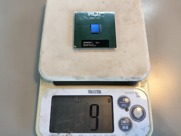 CPU緑(A)の重さは1枚10g前後|大阪・堺市ヒラノヤ