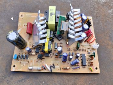 家電基板/電源基板スクラップ買取の例②｜大阪・堺市の金属スクラップ買取 ヒラノヤ