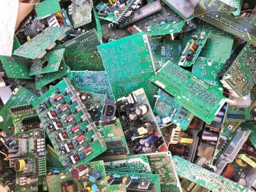 大阪・堺市の株式会社ヒラノヤでは家電基板/電源基板スクラップ・廃棄品を高価買取しております。