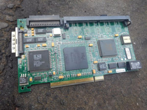 RAIDカード